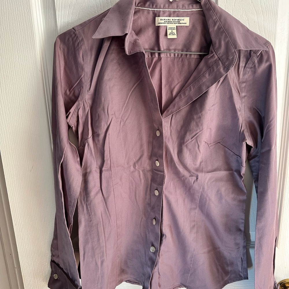 🎀 Banana Republic Purple Long Sleeve Fitted Button Down Shirt